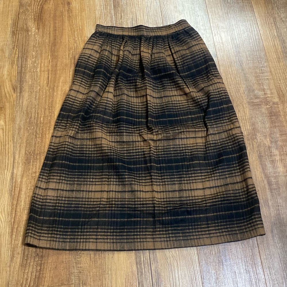 Vintage Gloria Sachs New York brown & black plaid flannel skirt size 6